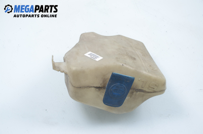 Windshield washer reservoir for Volkswagen Passat (B4) 1.6, 101 hp, sedan, 1995