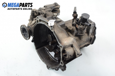  for Volkswagen Passat (B4) 1.6, 101 hp, sedan, 1995