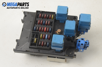 Sicherungskasten for Nissan Micra (K11C) 1.5 D, 57 hp, hecktür, 5 türen, 1998