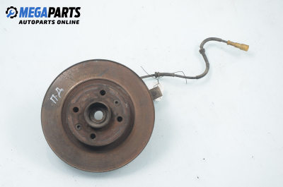 Knuckle hub for Renault Kangoo 1.4, 75 hp, passenger, 5 doors, 2000, position: front - right