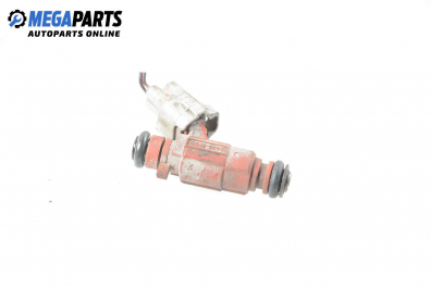 Gasoline fuel injector for Nissan Almera Tino 1.8, 114 hp, minivan, 5 doors, 2001