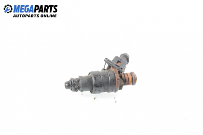 Gasoline fuel injector for Renault Safrane 2.0 12V, 132 hp, hatchback, 5 doors, 1996