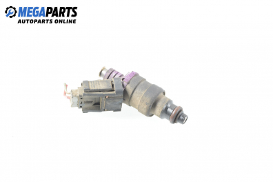 Gasoline fuel injector for Volvo S40/V40 2.0, 140 hp, sedan, 5 doors, 1997