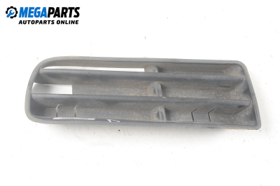 Grilă în bara de protecție for Volkswagen Golf IV 1.6, 100 hp, hatchback, 5 uși, 1998, position: fața