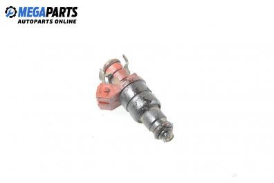 Gasoline fuel injector for Mercedes-Benz CLK-Class 208 (C/A) 2.0, 136 hp, coupe, 3 doors automatic, 1998