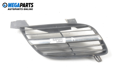 Grilă for Nissan Almera (N16) 1.5, 90 hp, hatchback, 5 uși, 2000, position: dreapta