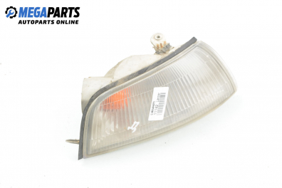 Blinklicht for Mitsubishi Lancer 1.3 12V, 75 hp, sedan, 5 türen, 1996, position: rechts