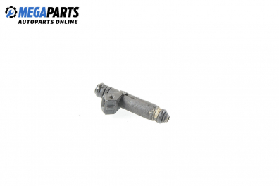 Gasoline fuel injector for Renault Clio II 1.4, 75 hp, sedan, 5 doors, 2005