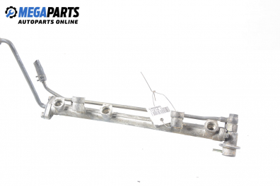 Fuel rail for Hyundai Coupe 1.6 16V, 116 hp, coupe, 3 doors, 1998