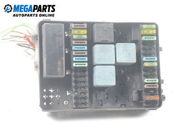 Fuse box for BMW 3 (E30) 1.6, 102 hp, sedan, 5 doors, 1988