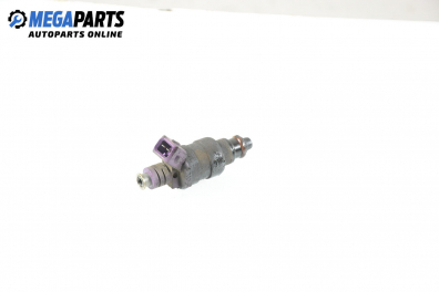 Gasoline fuel injector for Volvo S40/V40 2.0, 140 hp, station wagon, 5 doors, 1996