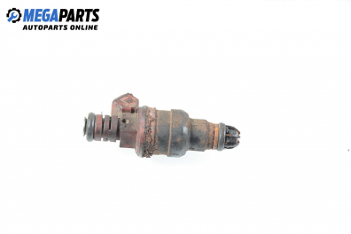 Gasoline fuel injector for BMW 7 (E38) 3.0, 218 hp, sedan, 5 doors automatic, 1995