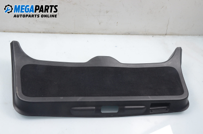 Boot lid plastic cover for Land Rover Range Rover Sport (L320) 2.7 D, 190 hp, suv automatic, 2006, position: rear