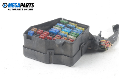 Fuse box for Audi A6 (C5) 2.4, 165 hp, sedan, 5 doors, 1997