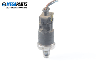 Fuel pressure sensor for Fiat Stilo 1.9 JTD, 80 hp, hatchback, 2002 № Bosch 0281002405