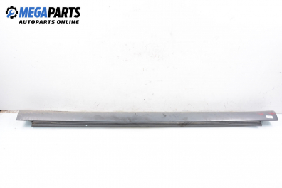 Side skirt for Toyota Avensis 2.0 D-4D, 126 hp, station wagon, 2007, position: right