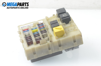 Fuse box for Ford Focus I 1.8 TDDi, 90 hp, hatchback, 3 doors, 2001