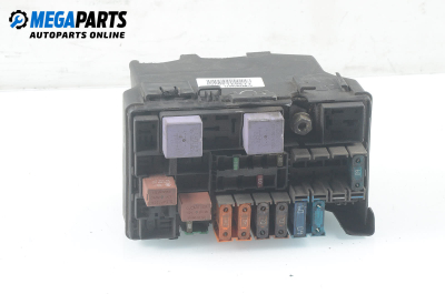 Fuse box for Renault Laguna II (X74) 2.0 16V IDE, 140 hp, hatchback, 5 doors, 2003