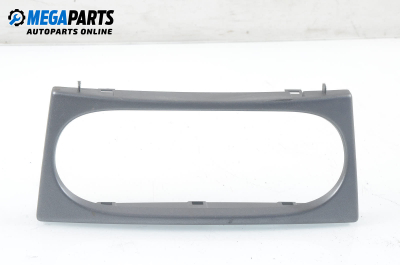 Interior plastic for Renault Laguna II (X74) 2.0 16V IDE, 140 hp, hatchback, 5 doors, 2003, position: front