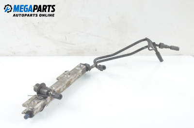 Rampă combustibil for Volvo S40/V40 2.0, 140 hp, combi, 5 uși, 1996