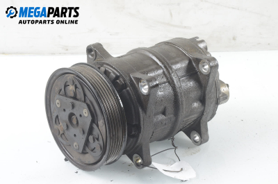 AC compressor for Volvo S40/V40 2.0, 140 hp, station wagon, 5 doors, 1996 № 8708581