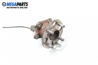 Knuckle hub for Toyota Yaris 1.3 VVT-i, 99 hp, hatchback, 5 doors, 2011, position: rear - right