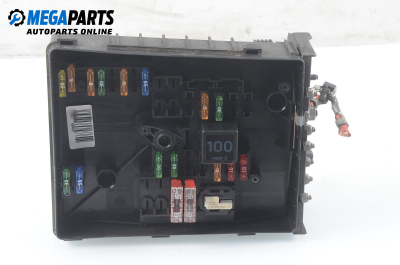 Fuse box for Audi A3 (8P) 2.0 16V TDI, 140 hp, hatchback, 2006