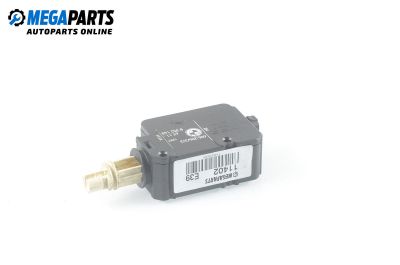 Actuator încuietoare ușă for BMW 5 (E39) 2.0, 150 hp, sedan, 1997, position: din spate № 406.204/3/3