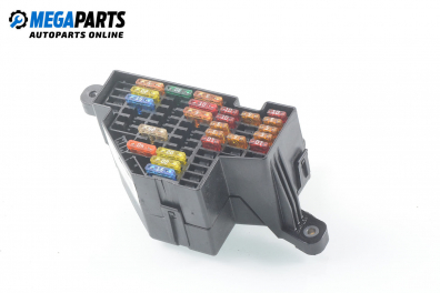 Fuse box for Volkswagen Passat (B6) 1.9 TDI, 105 hp, station wagon, 2008