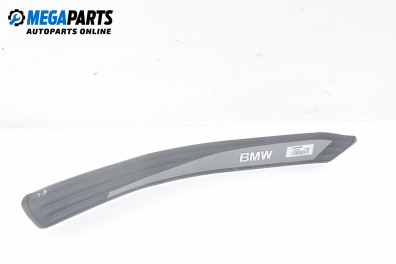 Interior plastic for BMW 5 (E60, E61) 2.2, 170 hp, sedan automatic, 2004, position: rear - right