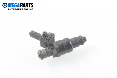 Gasoline fuel injector for Mercedes-Benz C-Class 202 (W/S) 1.8, 122 hp, station wagon, 1996