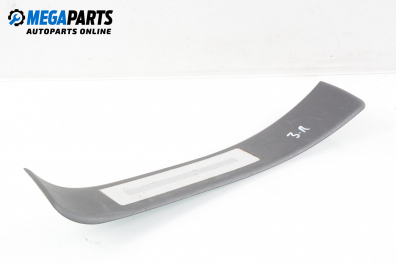 Interior plastic for Audi A4 (B7) 2.0 16V TDI, 140 hp, sedan, 2005, position: rear - left