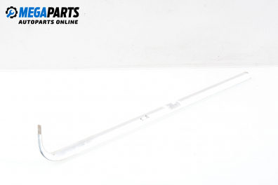 Material profilat exterior for Audi A4 (B7) 2.0 16V TDI, 140 hp, combi, 2005, position: dreapta