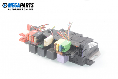 Sicherungskasten for Mercedes-Benz S-Klasse W220 3.2, 224 hp, sedan automatic, 2002 № A 028 545 81 32