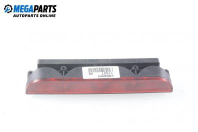 Central tail light for Audi A8 (D2) 2.5 TDI Quattro, 150 hp, sedan automatic, 1999