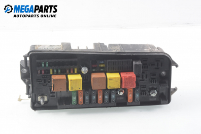 Fuse box for Opel Vectra C 2.2 16V DTI, 125 hp, sedan, 2003