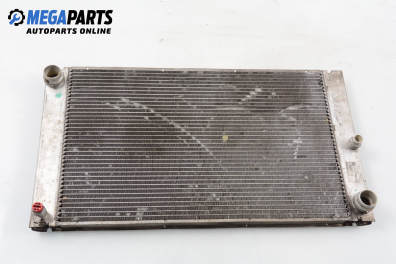 Radiator de apă for BMW 7 (E65) 3.0 d, 218 hp, sedan automatic, 2003