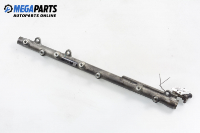 Fuel rail for BMW 7 (E65) 3.0 d, 218 hp, sedan automatic, 2003