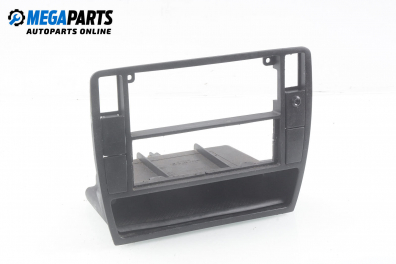 Zentralkonsole for Volkswagen Passat (B5; B5.5) 1.6, 101 hp, sedan, 1997