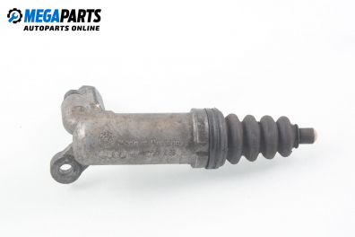 Clutch slave cylinder for Volkswagen Passat (B5; B5.5) 1.6, 101 hp, sedan, 1997