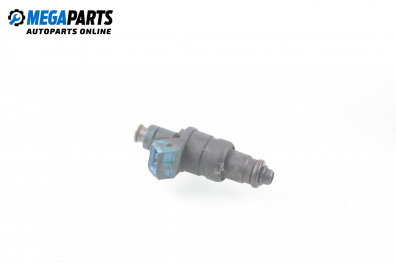 Benzineinspritzdüse for Volkswagen Passat (B5; B5.5) 1.6, 101 hp, sedan, 1997