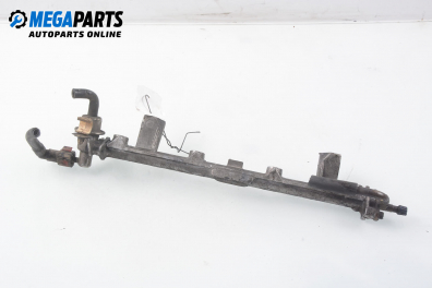 Fuel rail for Ford Focus I 1.8 16V, 115 hp, hatchback, 1999