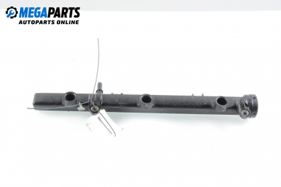 Rampă combustibil for Citroen C5 3.0, 207 hp, combi automatic, 2003