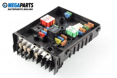 Sicherungskasten for Volkswagen Golf V 1.6 FSI, 115 hp, hecktür, 2005