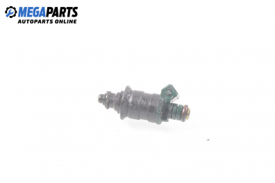 Gasoline fuel injector for Renault Clio II 1.4, 75 hp, hatchback, 1999