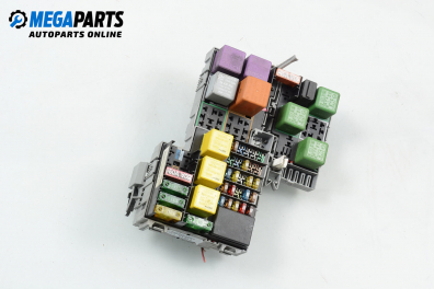 Sicherungskasten for Opel Corsa C 1.2, 75 hp, hecktür, 2002