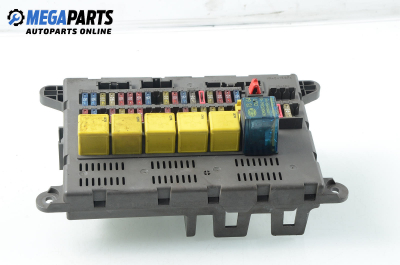 Fuse box for Land Rover Freelander I (L314) 2.2 Di 4x4, 98 hp, suv, 1998