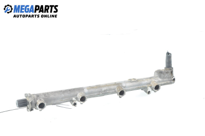 Fuel rail for Fiat Stilo 1.6 16V, 103 hp, hatchback, 2001