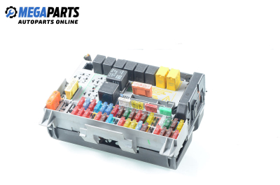 Fuse box for Opel Zafira A 2.0 16V DI, 82 hp, minivan, 2000