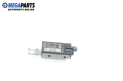 Amplificator antenă for Peugeot 3008 2.0 HDi, 165 hp, suv automatic, 2011 № 9664378080